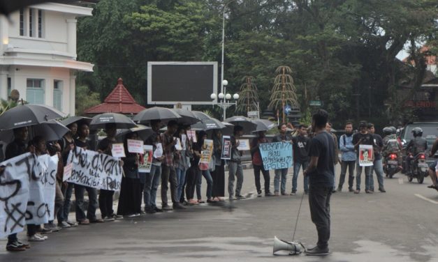 Aksi Kamisan: Tuntut Represifitas Terhadap Persma