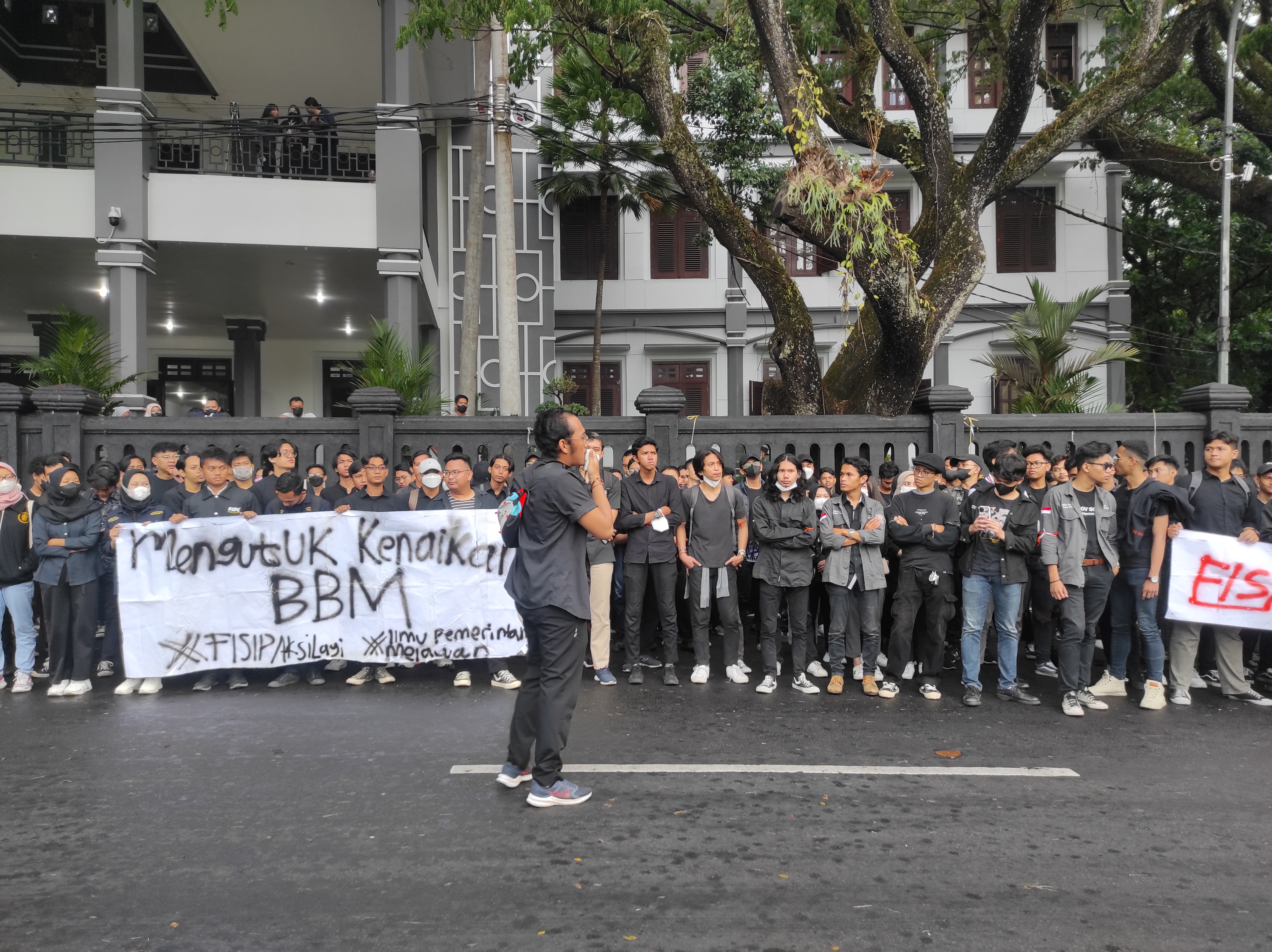 Peringati 18 Tahun Kematian Munir, Mahasiswa Kota Malang Gelar Aksi Unjuk Rasa