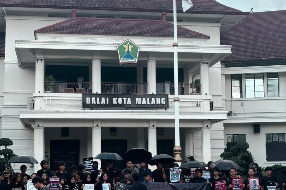Aksi Kamisan Malang ke-134: Tuntut Keadilan untuk Korban Kekerasan Aparat