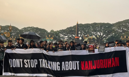 Aksi Kamisan 1 Oktober: Dalam Peringatan Empat Tahun Tragedi Kanjuruhan dan Keadilan yang Masih Diperjuangkan
